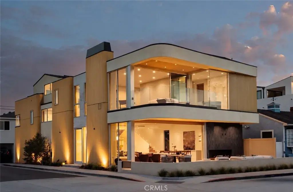 1201 W Bay Avenue, Newport Beach