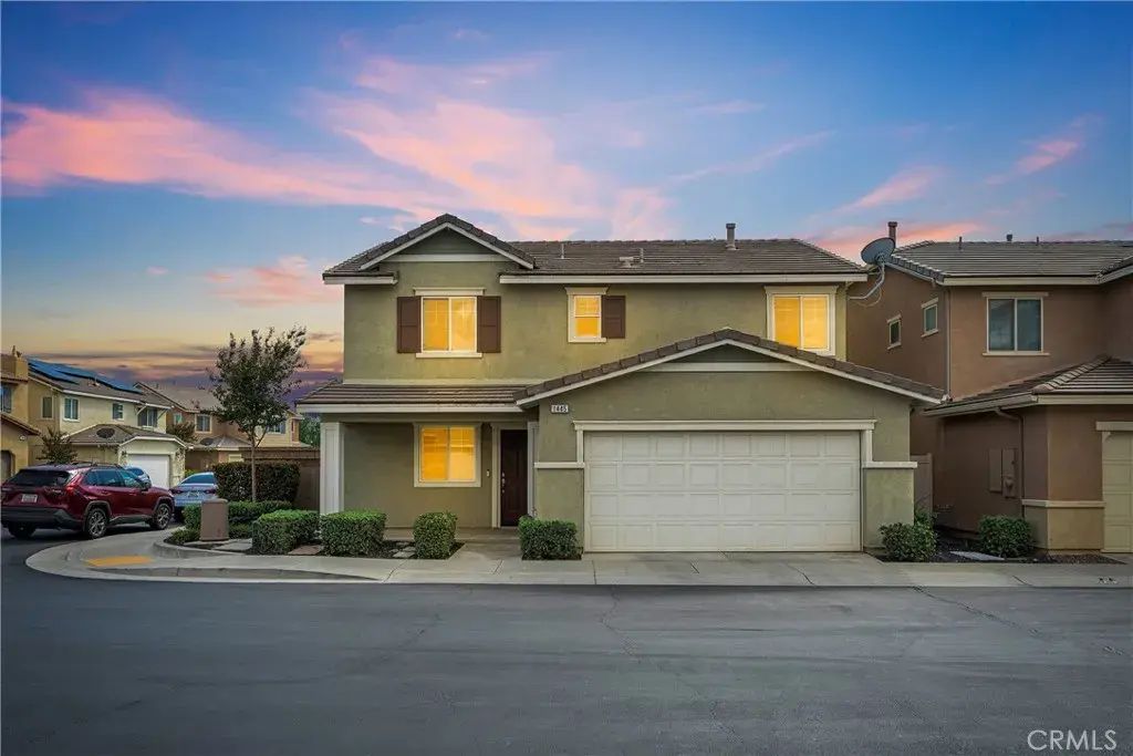 1445 Chinaberry, Beaumont