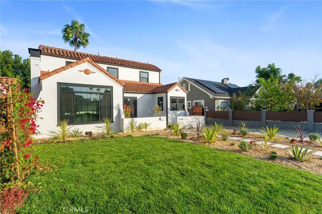 5334 Hillcrest, Los Angeles