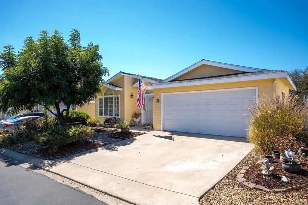 15935 Spring Oaks Rd 64, El Cajon