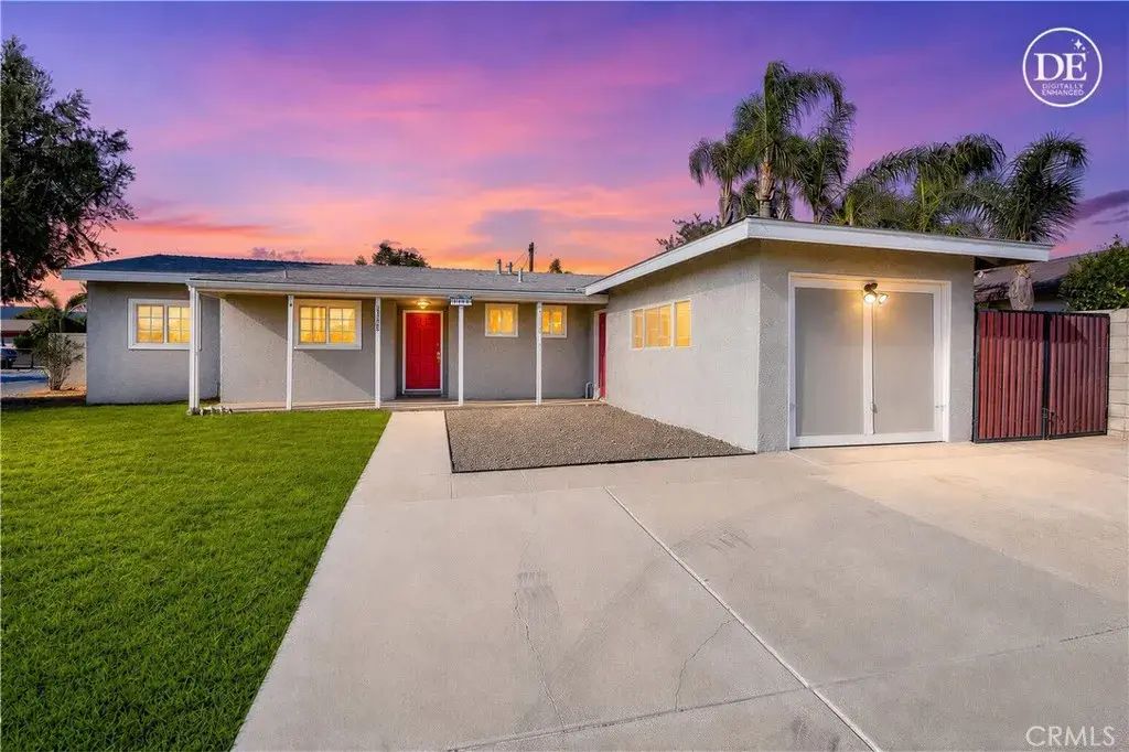 10943 Lansford, Jurupa Valley