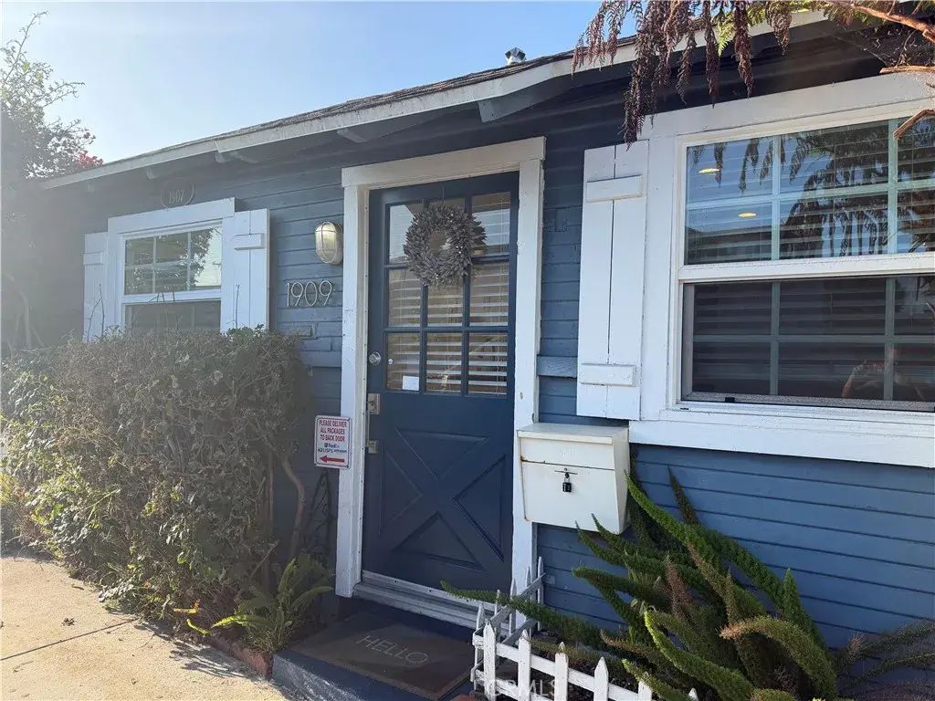 1909 W Balboa, Newport Beach