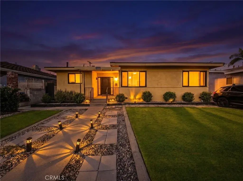 13309 Alburtis Avenue, Norwalk