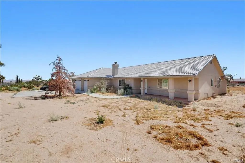13227 Smith Road, Phelan