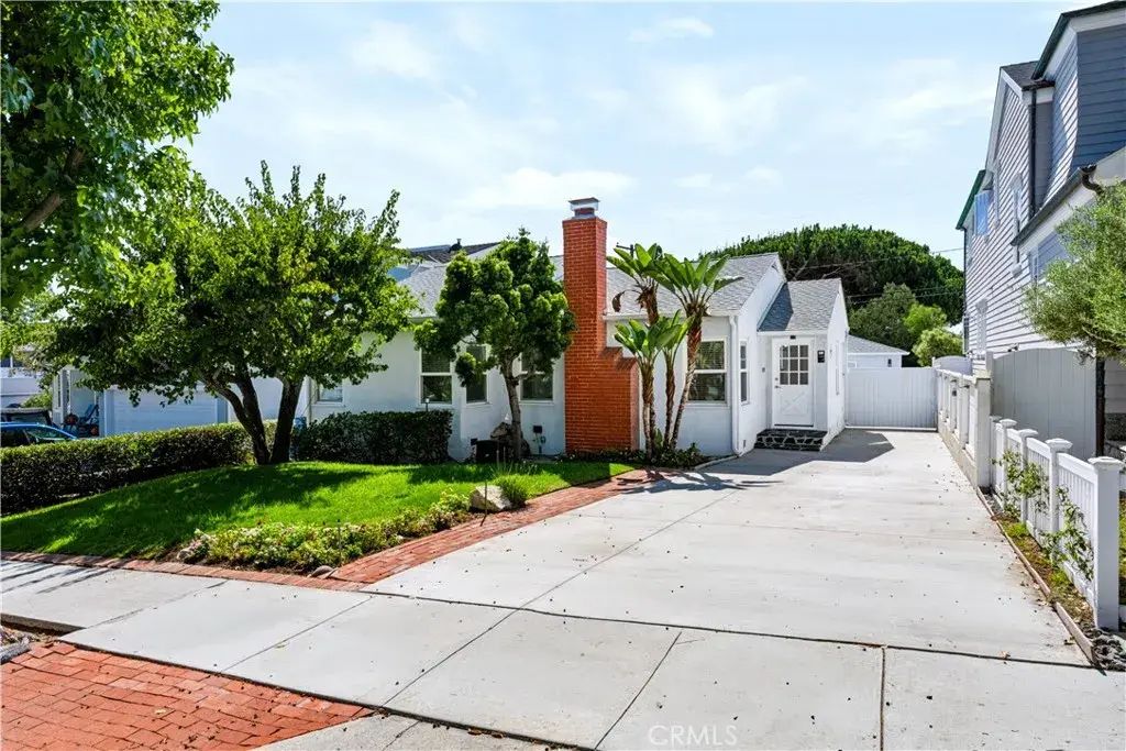 340 Avenue F, Redondo Beach