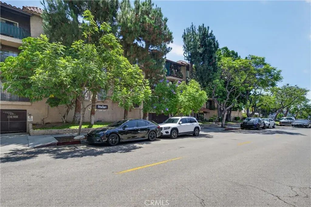 310 N Jackson Street 326, Glendale
