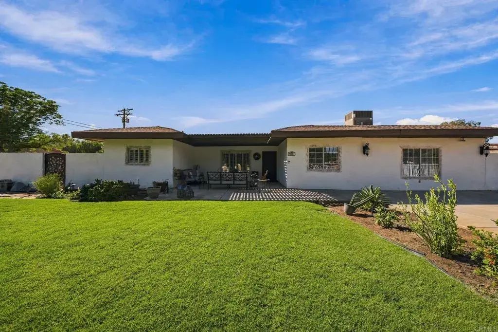 2901 Main Street, El Centro