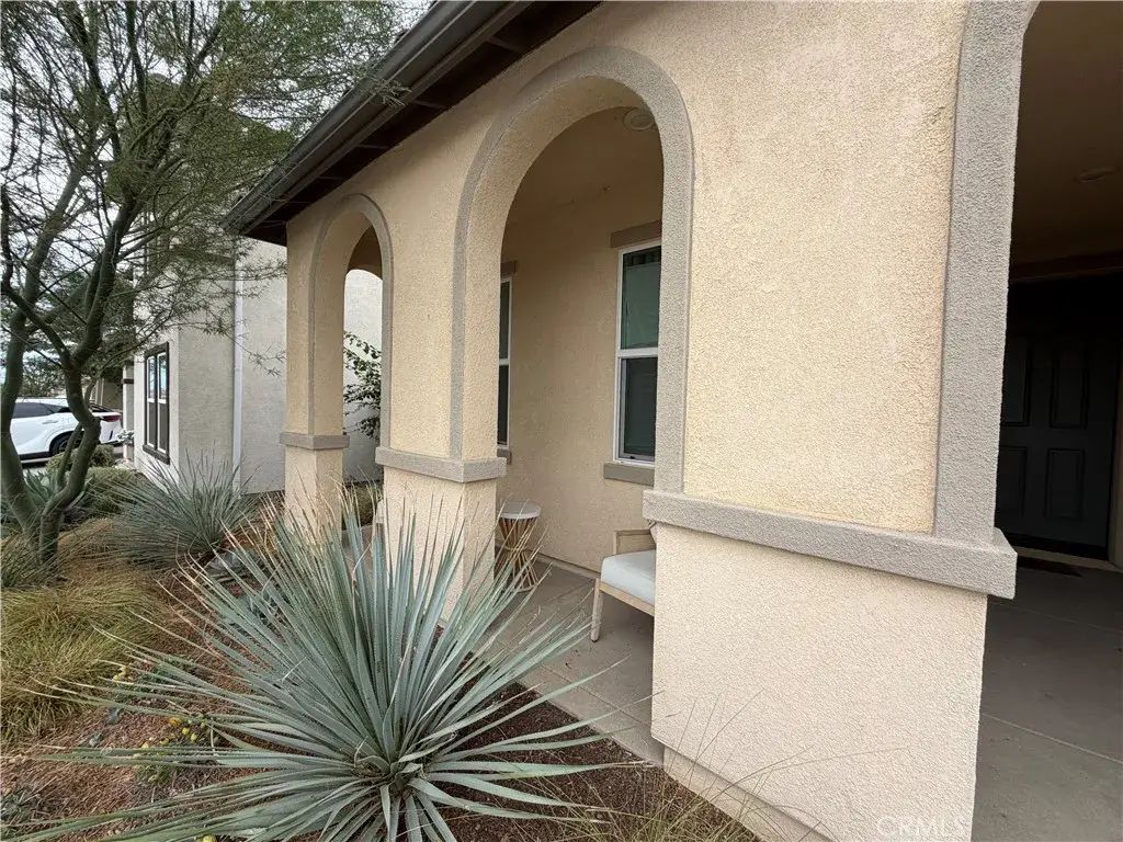 25575 Sedona, Homeland