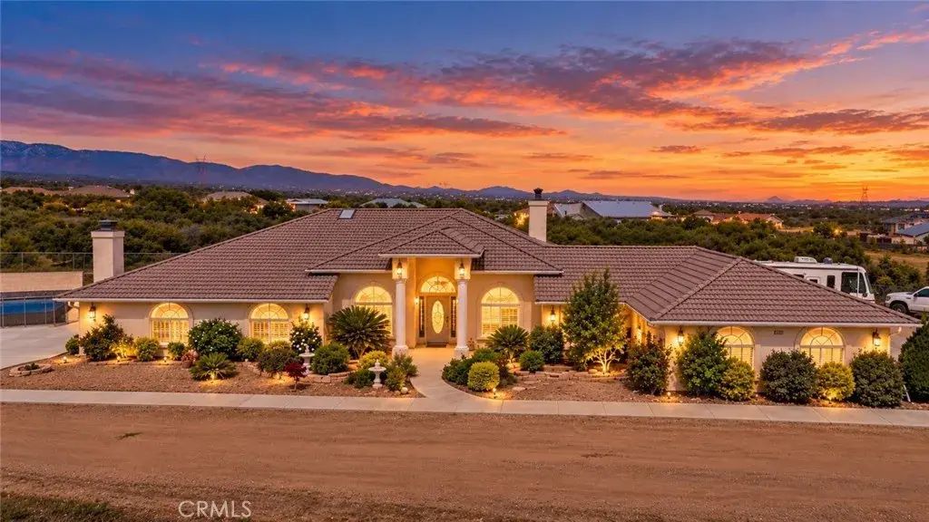 7360 Braceo, Oak Hills