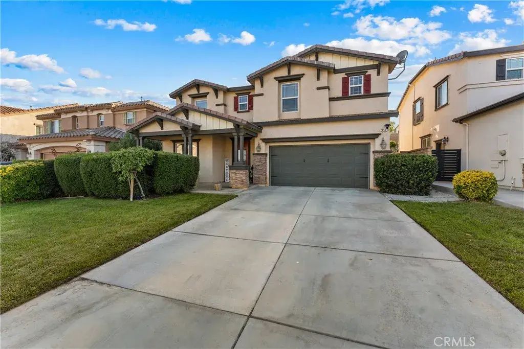 2450 Delicious, Palmdale