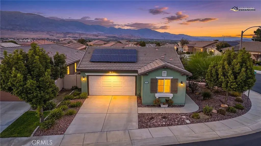 368 Shining Rock, Beaumont