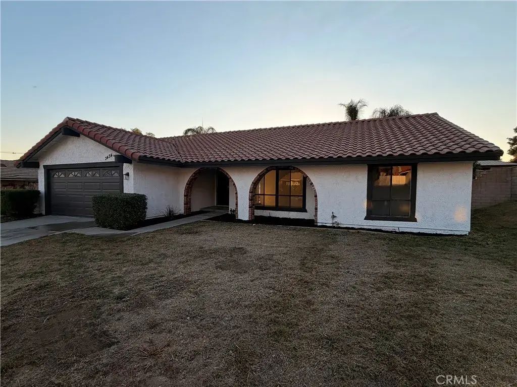 3434 Darren, Highland