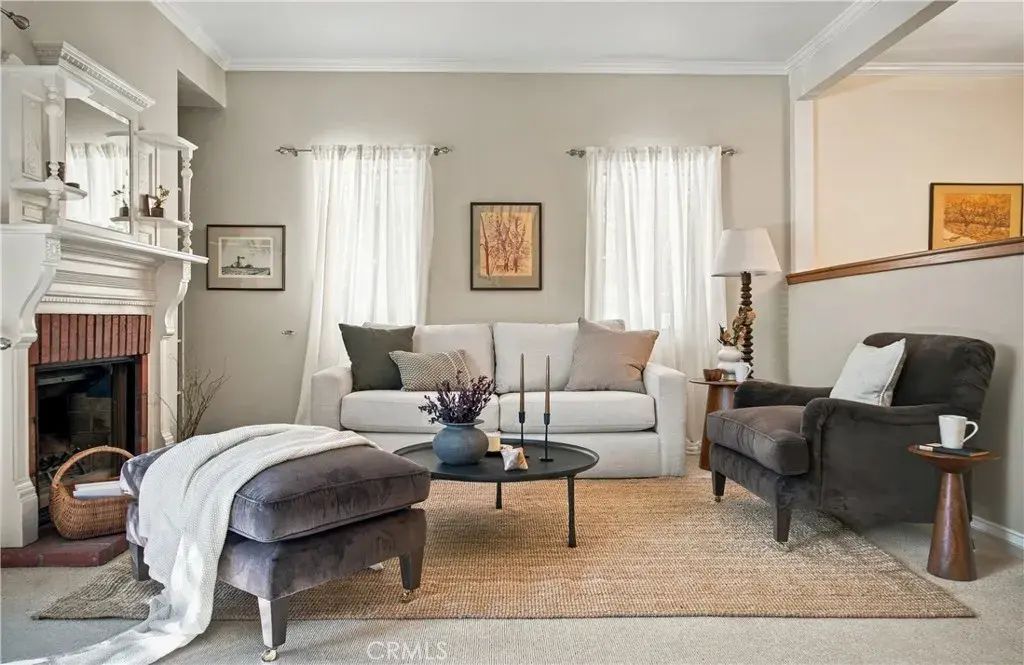 11436 Clarkson Road, Los Angeles