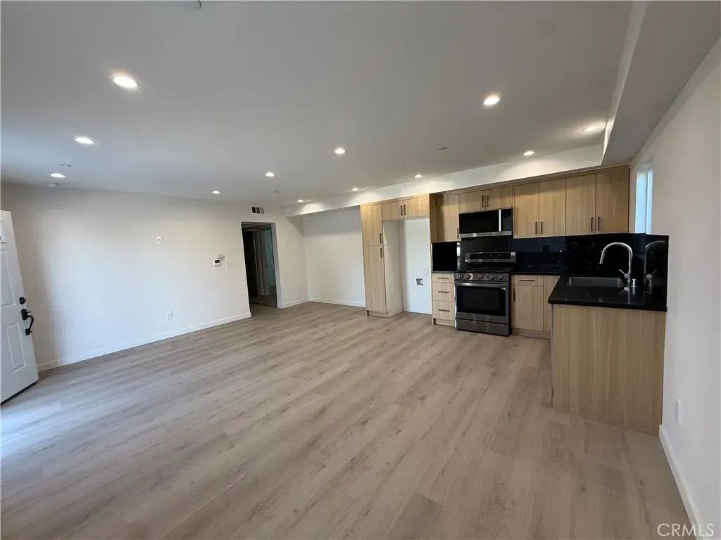 6545 Satsuma Avenue, North Hollywood