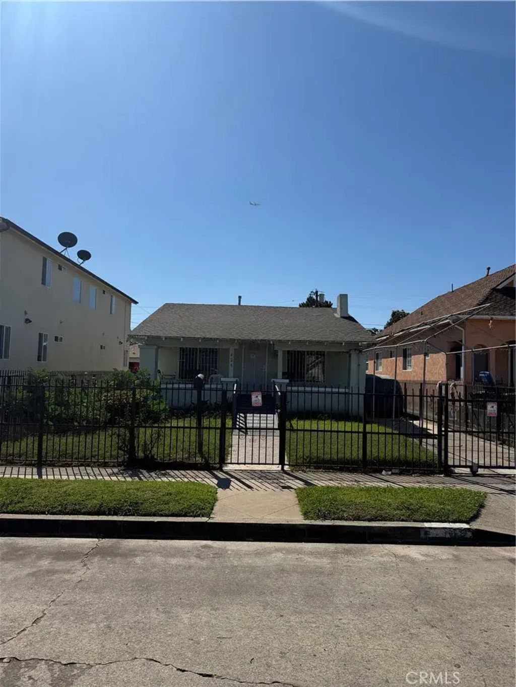 426 E 83rd, Los Angeles