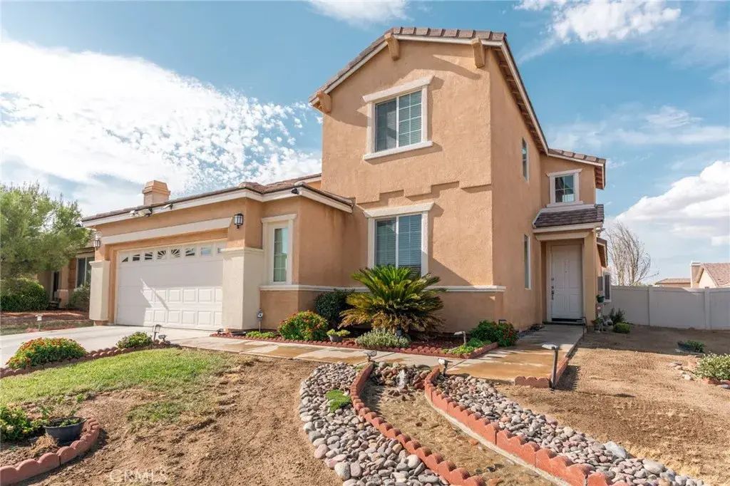 11748 Galewood, Adelanto