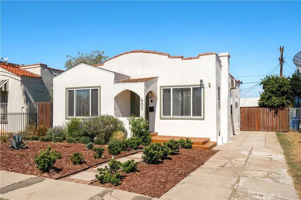 607 W 111th Place, Los Angeles