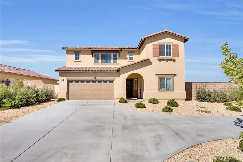 15700 Cobalt, Victorville