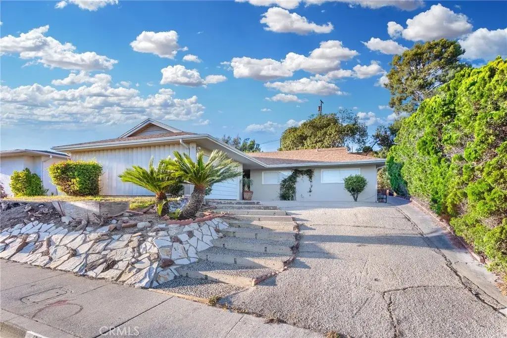 991 Glenview Terrace, Monterey Park