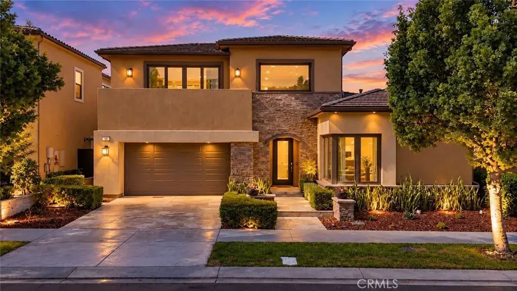 60 Spacial, Irvine