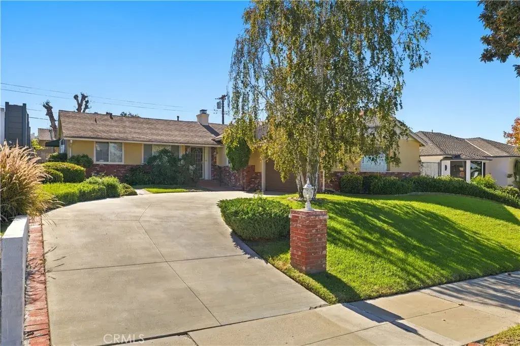 636 Andover, Burbank