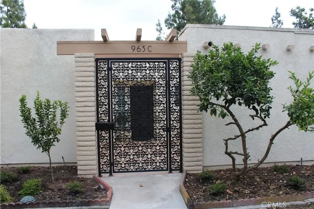 963 Calle Aragon B, Laguna Woods