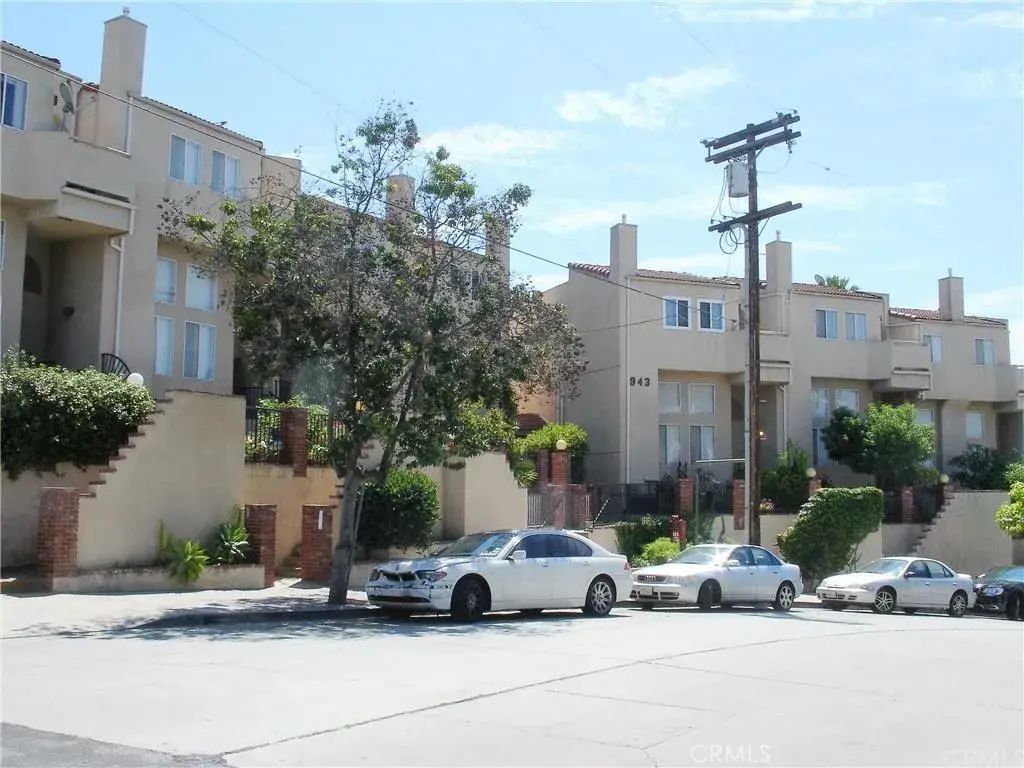 943 Figueroa 8, Los Angeles