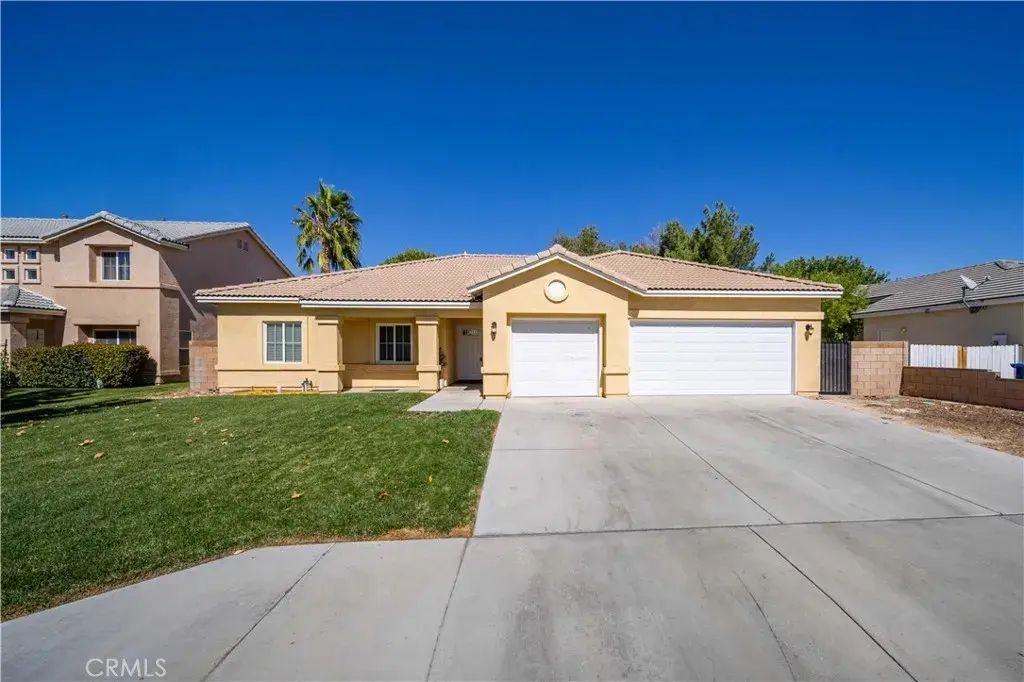 2041 W Avenue J5, Lancaster