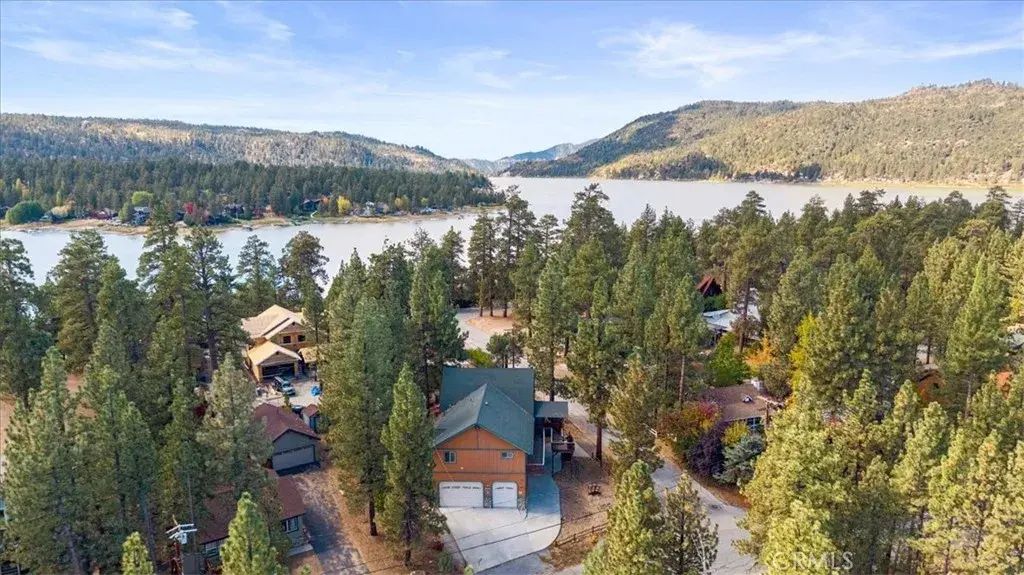 39607 Forest, Big Bear Lake