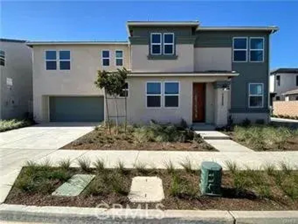 24533 Sonieta Court, Corona