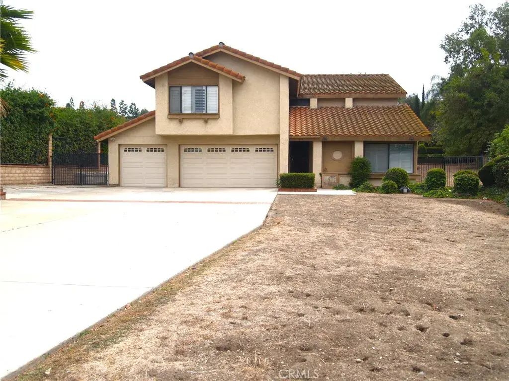 110 Horseshoe Circle, West Covina