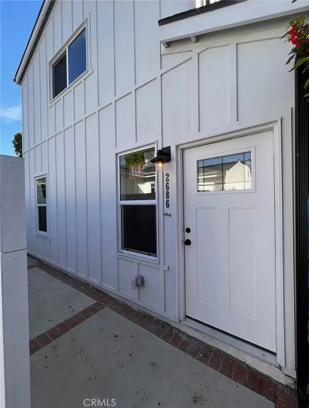 2686 Greenfield, Los Angeles