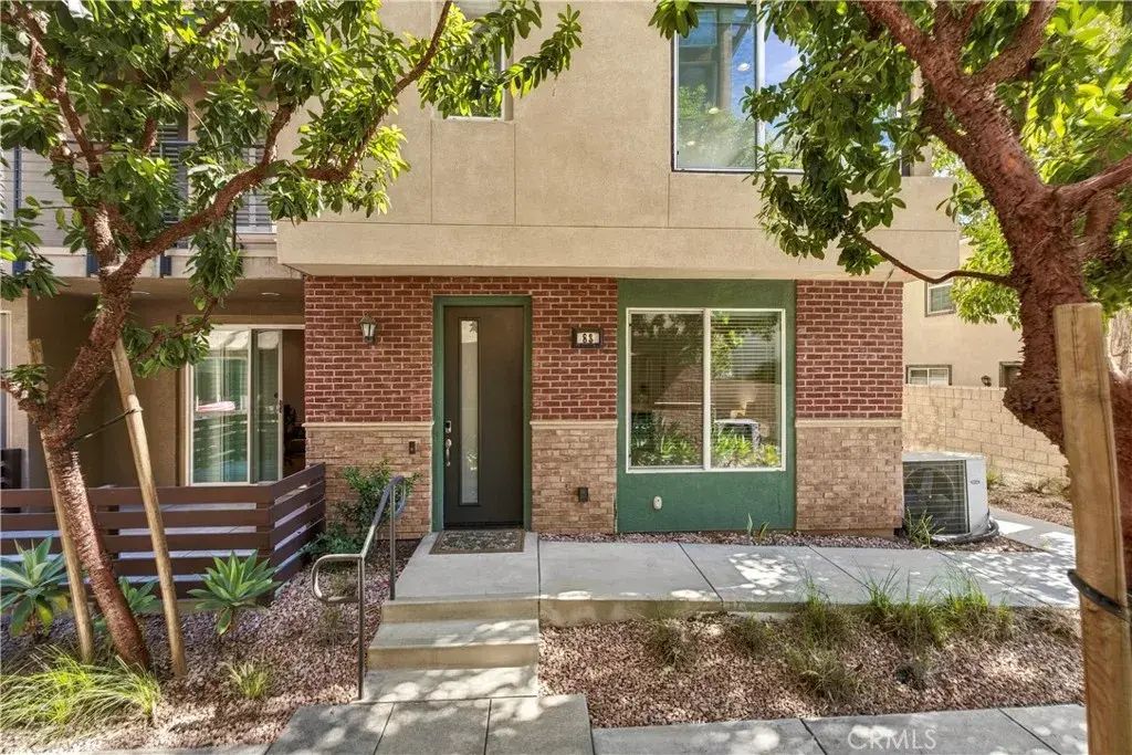 422 W Route 66 83, Glendora