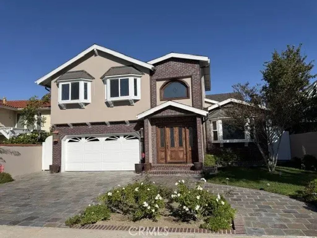 16276 Wayfarer, Huntington Beach