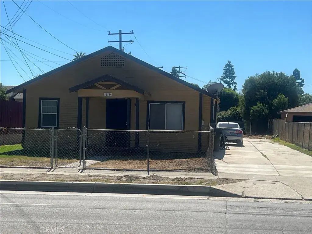1119 W Mill, San Bernardino