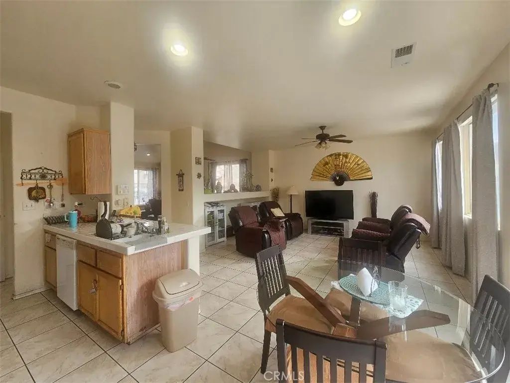 38719 37th East, Palmdale
