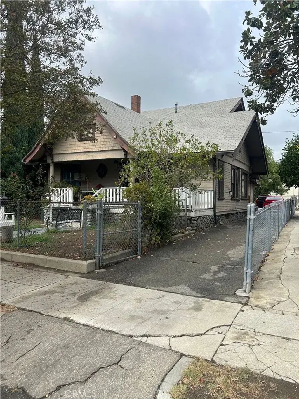 243 San Francisco, Pomona