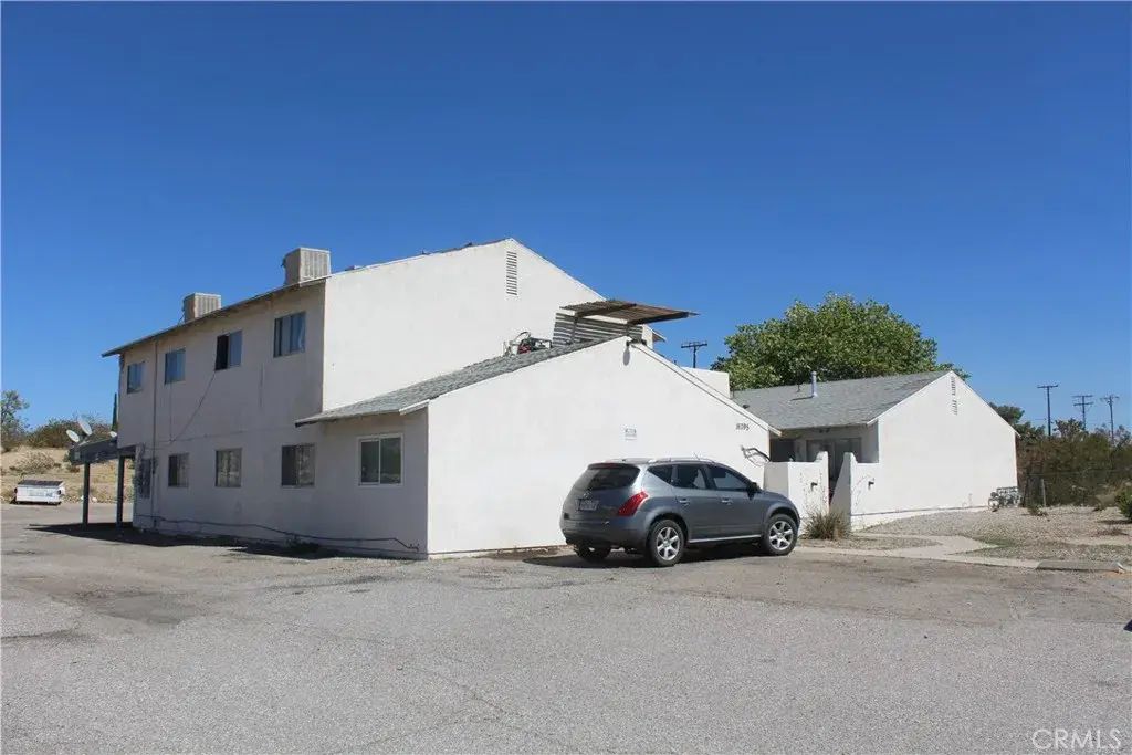 16395 Village, Victorville