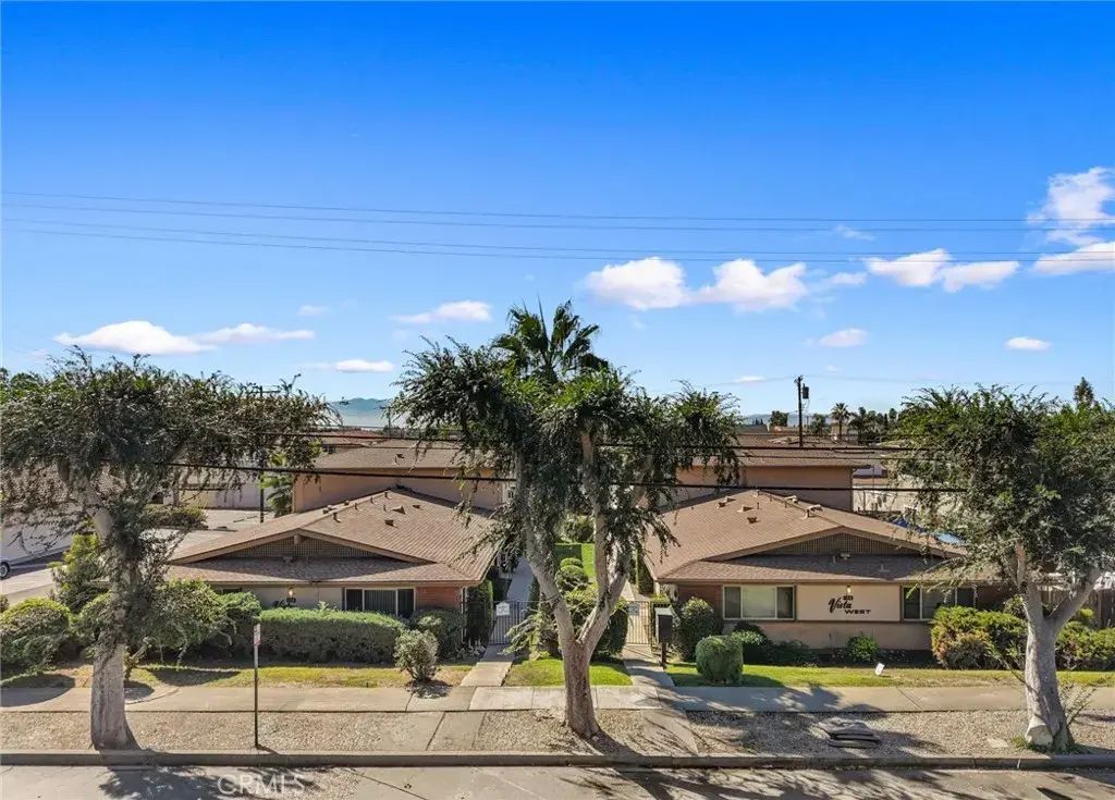 1226 W 11th, Upland