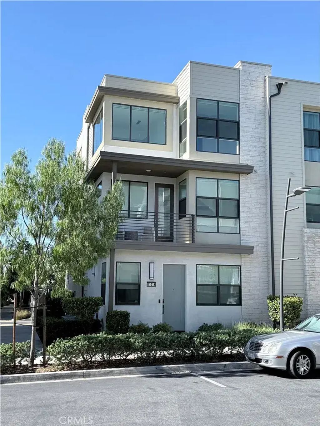11018 Momentum, Rancho Cucamonga