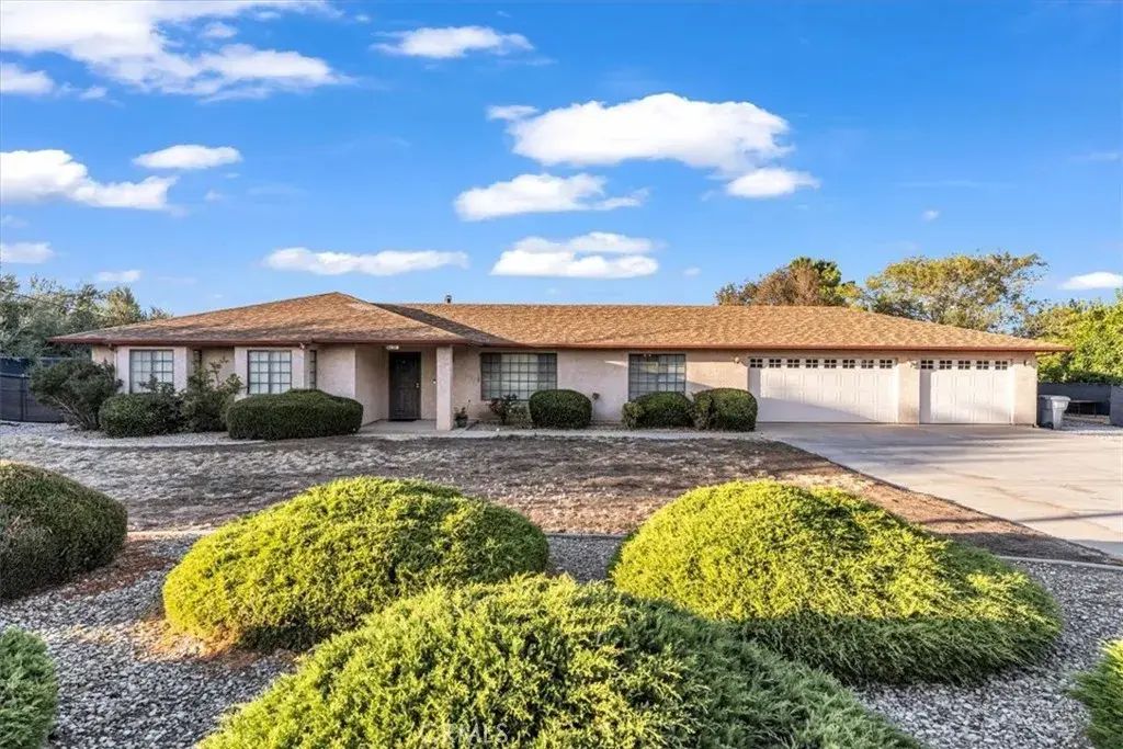 15614 Mesquite, Hesperia