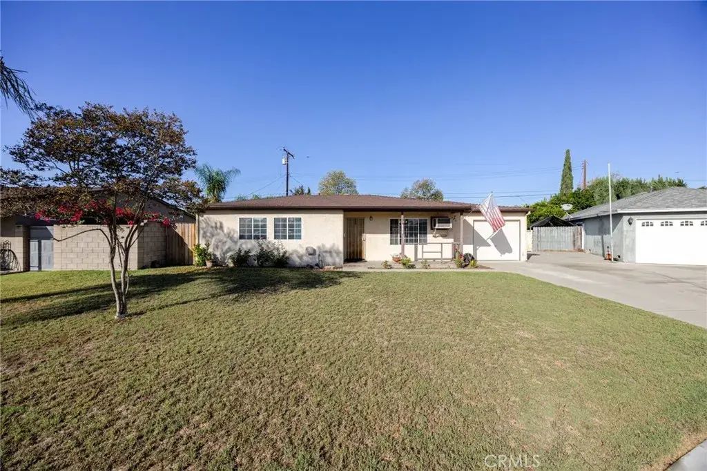 2283 Klein, Pomona
