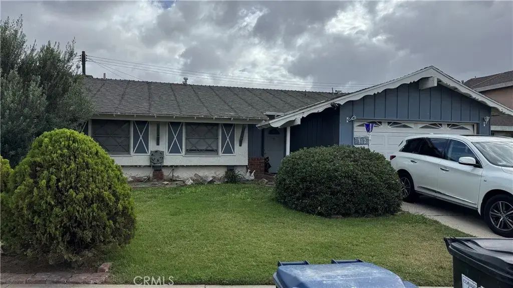 312 East 142nd Street, Los Angeles