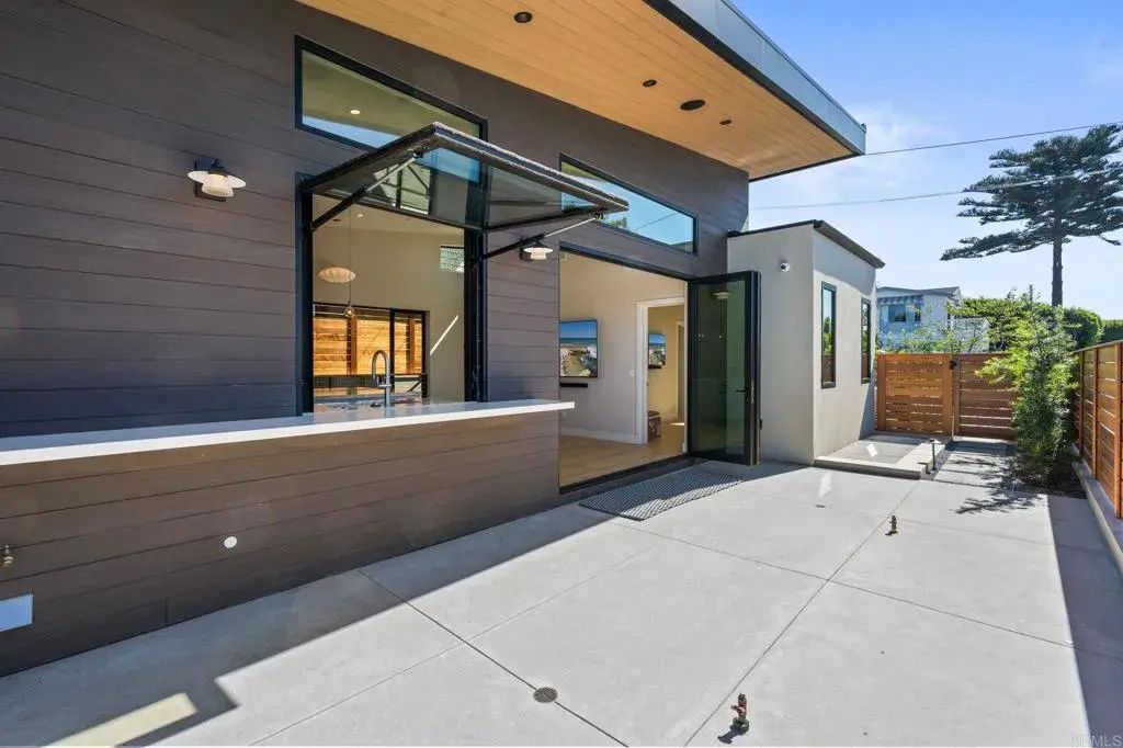 328 12th Street, Del Mar