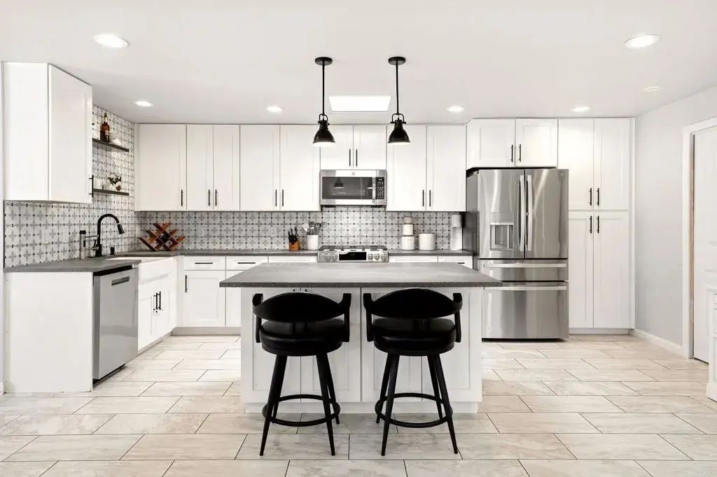 147 Maple Avenue, Carlsbad