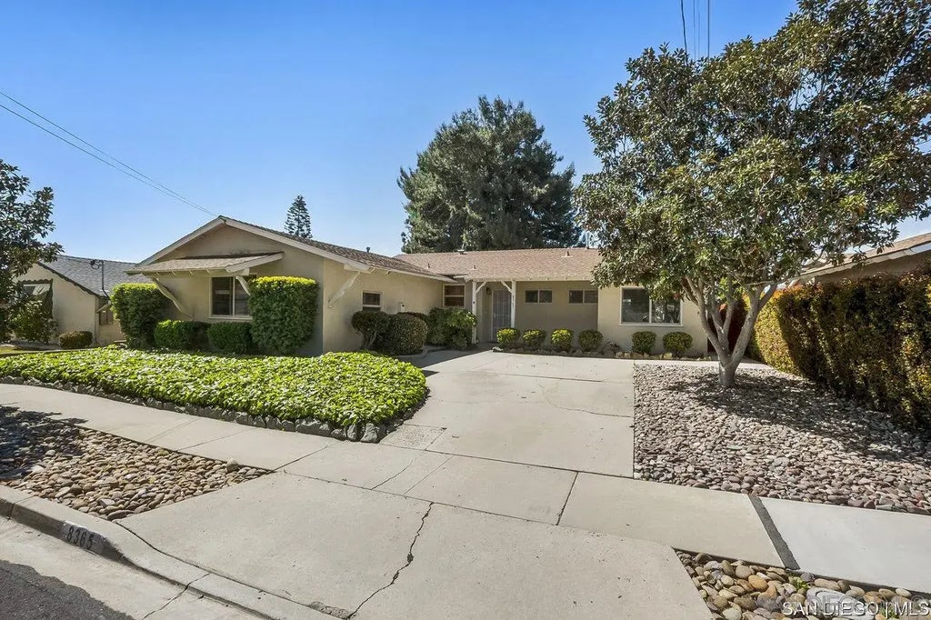 8365 Lake Adlon Dr, SAN CARLOS