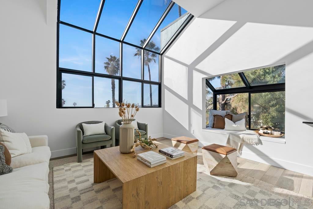 357 Playa Del Sur 1, LA JOLLA