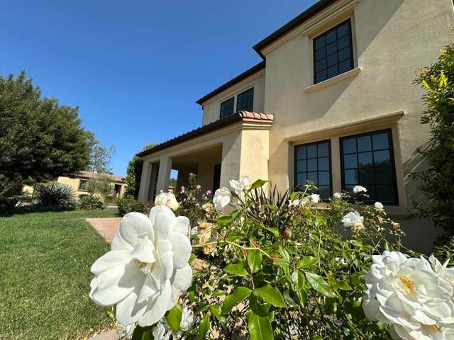 Photo of Listing #PTP2504590