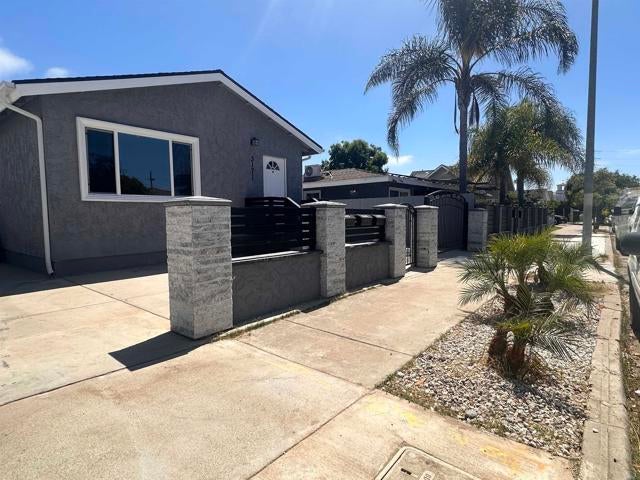 Photo of Listing #PTP2502399