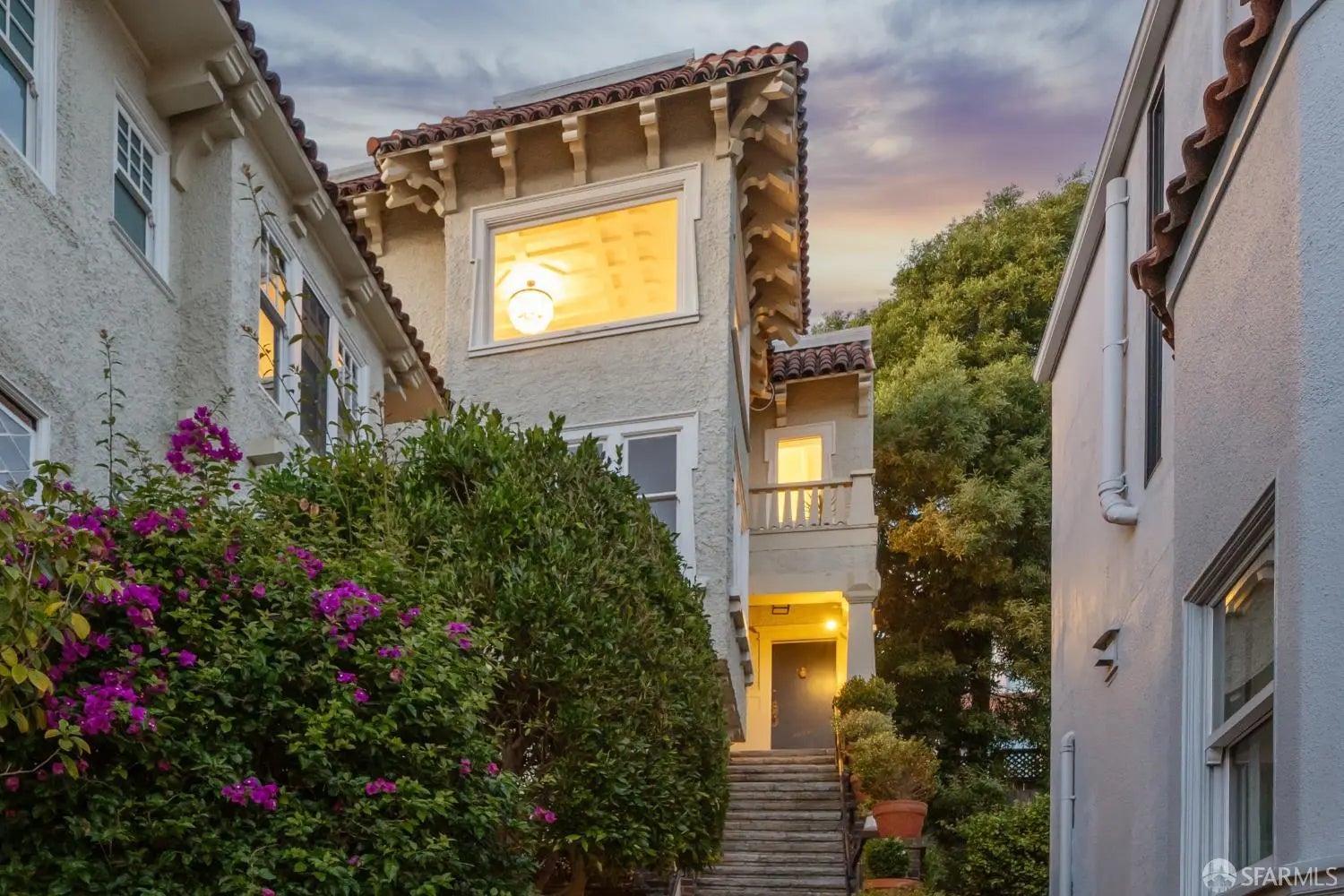 Photo of Listing #425089802